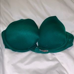 2/$15 Victoria’s Secret “very sexy” push-up bra